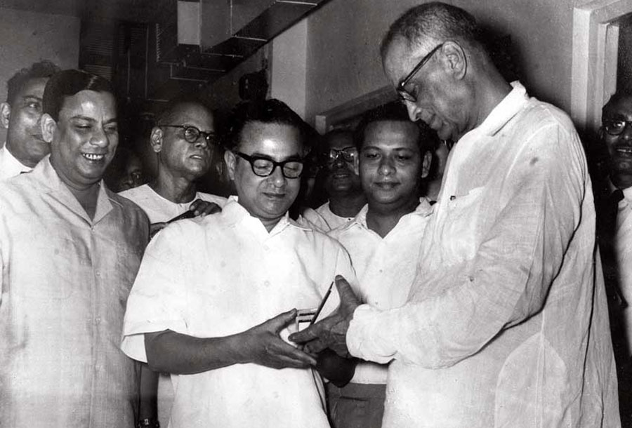 Dr BC Roy inaugurated Bondel Road Factory in 1958